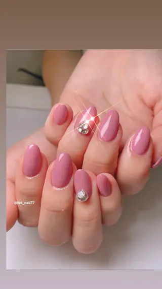ネイル JINI NAIL所属・ジニ ネイルのネイルデザイン