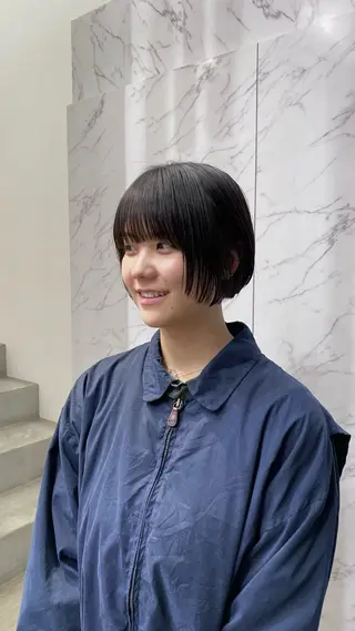 ショート マツザキ マナトのヘアスタイル