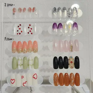 ネイル nailsalon neonのネイルデザイン