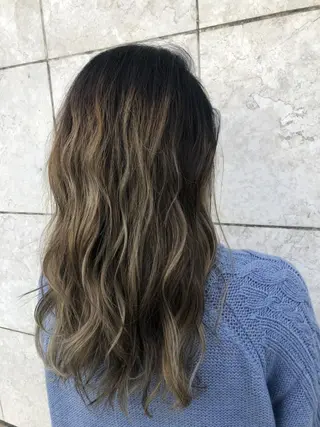 カラー 鈴木 理香のヘアスタイル