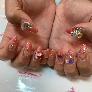 ネイル ネイルリボン 受付スタッフのネイルデザイン