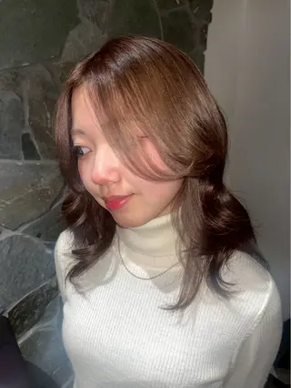 ミディアム iro+soi所属・iro+soi はるかのヘアスタイル