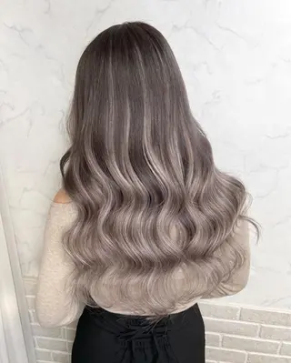 ロング カラー wistell/ ayukaのヘアスタイル