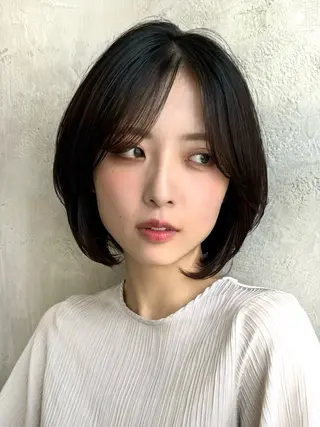 ショート カラー 💍新宿ショート 💍岩田莉奈のヘアスタイル