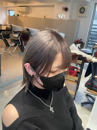 ショート カラー lumier juriaのヘアスタイル