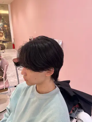 ショート メンズ 尾花 和奏のヘアスタイル