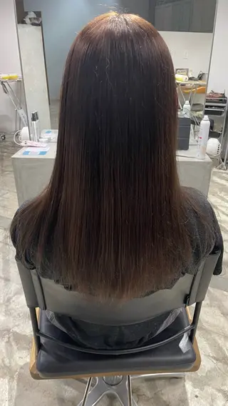 ロング 山本 彩美香のヘアスタイル