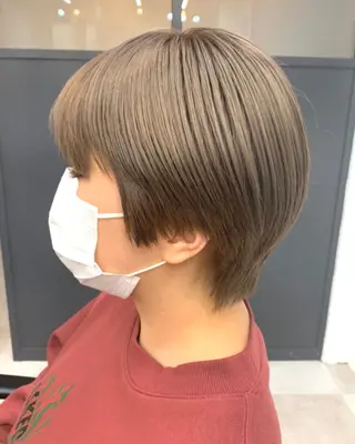 ショート FRAME+spa&hair roomなんば駅前店所属・🌸MAYU🌸 ハイトーン➕レイヤーのヘアスタイル