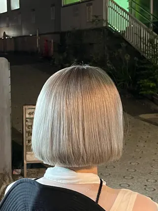 ショート カラー 【髪質改善/縮毛矯正 /カラー】ホサカのヘアスタイル