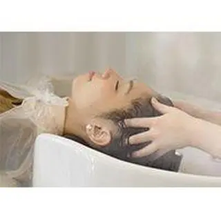 冨田 義智のヘアスタイル