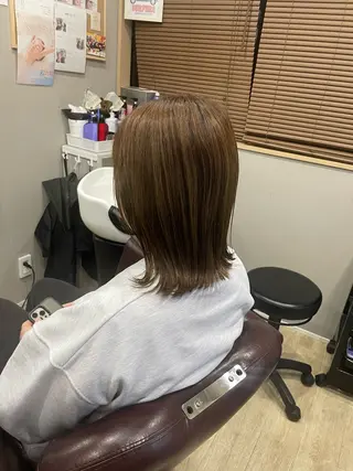 ミディアム カラー Hair room Leaのヘアスタイル