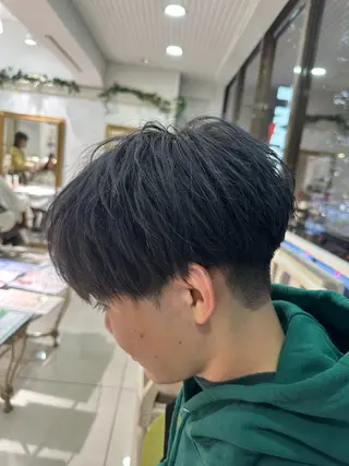 メンズ SALOWIN渋谷caldo店B1所属・岐津公太 メンズ縮毛矯正のプロのヘアスタイル