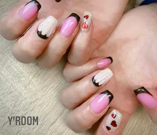 ネイル YUKA （ネイリスト）のネイルデザイン