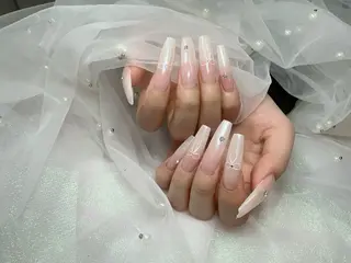 ネイル Hey🌈NAIL 長さ出し専門店のネイルデザイン