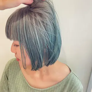 ショート カラー ブリーチ/レイヤー 🌻Mutsumiのヘアスタイル