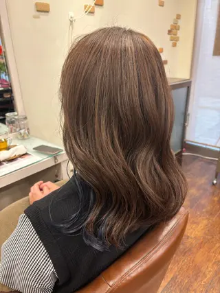セミロング イプセ所属・キタザワ アイのヘアスタイル