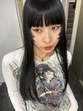 ロング ホワイトブリーチ/ ケアブリーチ/ユウキのヘアスタイル