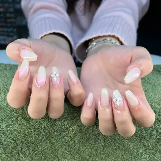 ネイル MHR nailのネイルデザイン