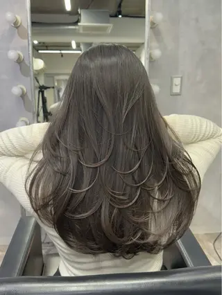 ロング GiseL梅田所属・透明感カラー🇰🇷 レイヤー✨桑原　研太のヘアスタイル