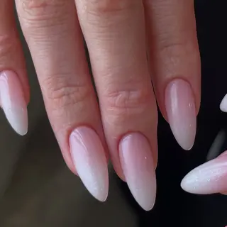 ネイル repos 金山ネイルサロンのネイルデザイン