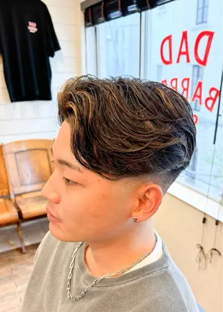 ショート パーマ メンズ DAD BARBERSHOP所属・三宮メンズカット ヨシイッキのヘアスタイル