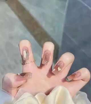 ネイル 石田 恵美のネイルデザイン