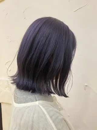 ミディアム カラー Oggi西新店所属・浦田真代 ／ショートのヘアスタイル