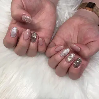 ネイル 西岡 杏のネイルデザイン