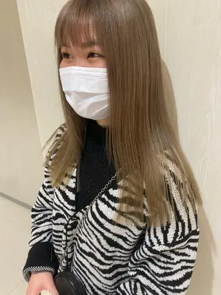 ロング Yahiko ハイトーンのヘアスタイル