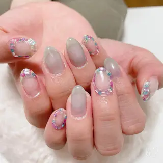 ネイル The Best Beauty受付担当のヘアスタイル