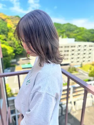 ミディアム カラー Viage （ビアージュ）のヘアスタイル