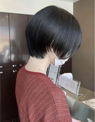 ショート 南 妃那のヘアスタイル