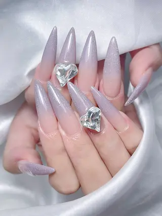 ネイル LEELA NAIL STUDIO所属・LEELA NAIL STUDIOのネイルデザイン