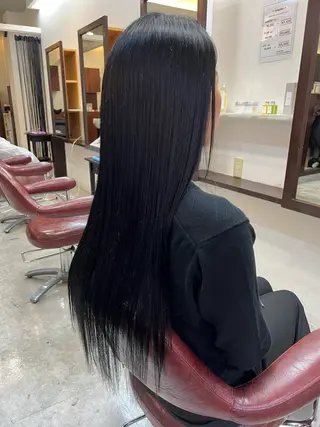 ロング 吉岡 なみのヘアスタイル