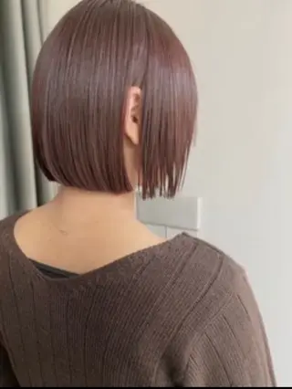 カラー カクノ トモヤのヘアスタイル