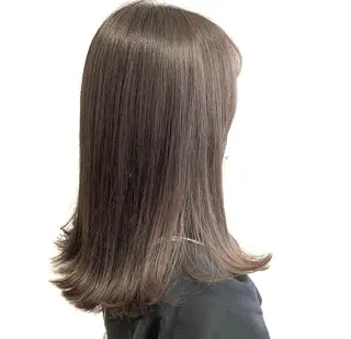 ミディアム ワタベ ハヤト/ トップデザイナーのヘアスタイル