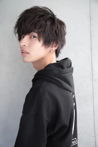 パーマ メンズ Loy所属・メンズヘア特化 パーマ 縮毛矯正🔷のヘアスタイル