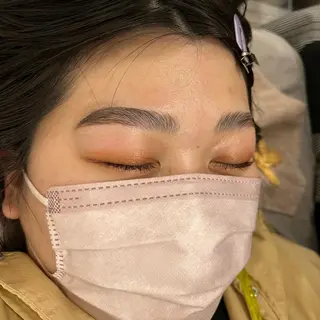 アイブロウ clomus所属・clomus AZUのヘアスタイル