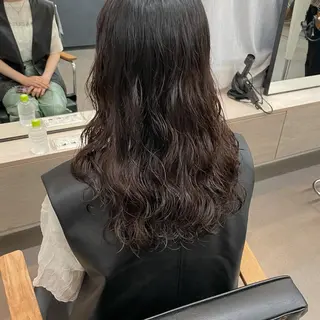 ロング パーマ salowin SHIBUYA me+店所属・kasumi/渋谷/ パーマのヘアスタイル