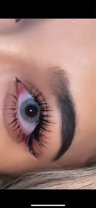 マツエク・マツパ SESUNNY セサ二ー　SAYAのマツエク・マツパデザイン