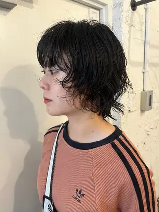 ショート パーマ ✴︎UNU ✴︎モエカのヘアスタイル