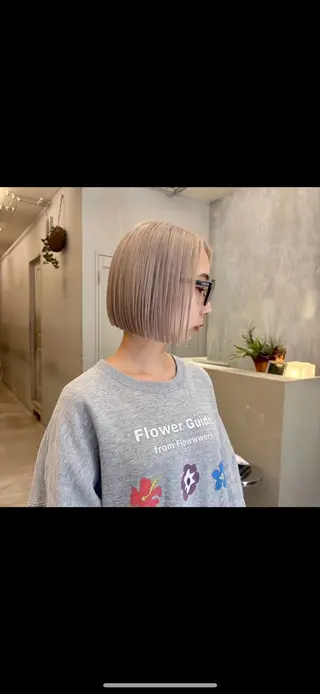 ショート Asobi所属・透明感♡くすみカラー 🍏Haruka🍏のヘアスタイル