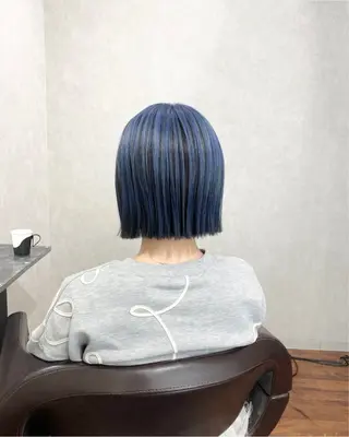 ミディアム _White所属・ＳＨＩ ＺＵのヘアスタイル