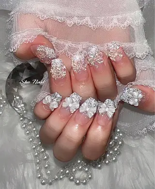 ネイル She   Nail所属・ISA_ BELLAのネイルデザイン