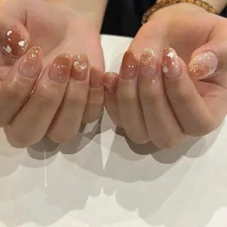 ネイル scré as Ételのネイルデザイン