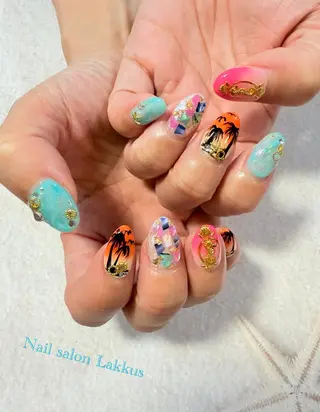 ネイル Lakkus T－CHIのネイルデザイン