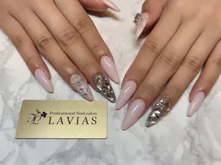ネイル LAVIAS【 ラヴィアス】yunoのネイルデザイン