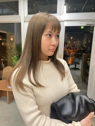 カラー wewe: momoeのヘアスタイル