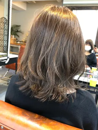 ミディアム ひがし　まさし JYUNESU副代表のヘアスタイル