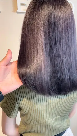 セミロング カラー チヒョ🦋 韓国hair🇰🇷のヘアスタイル